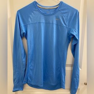 Nike running top